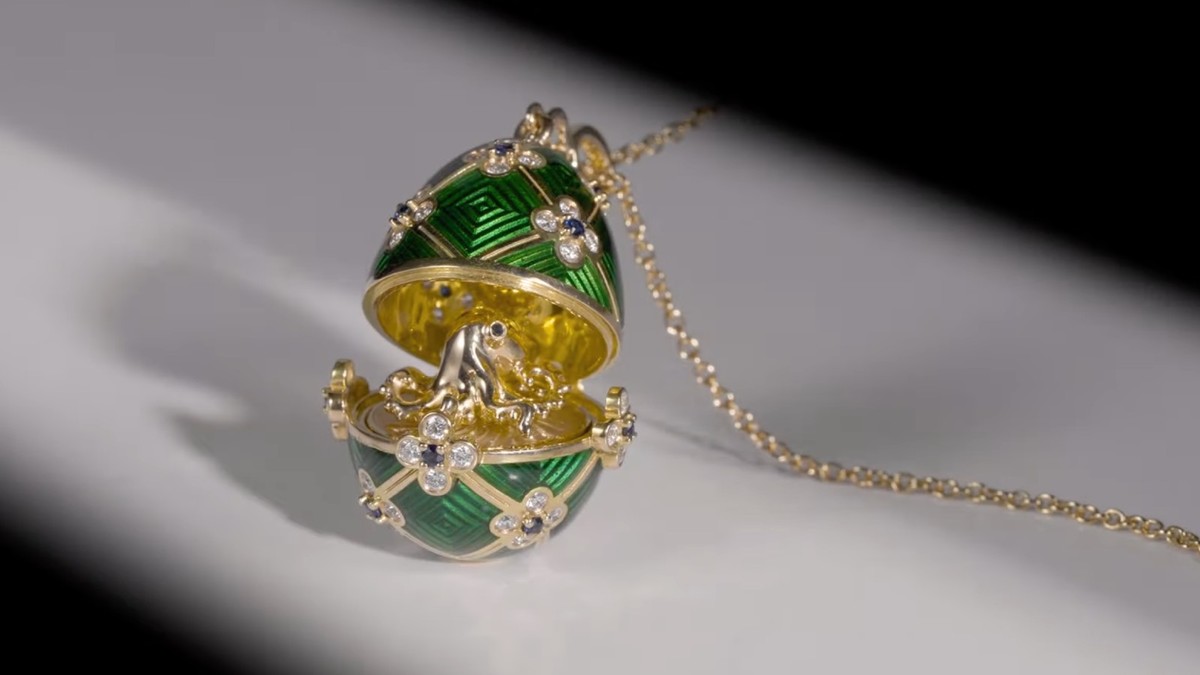 Fabergé-ägget har återlämnats till sin ägare.