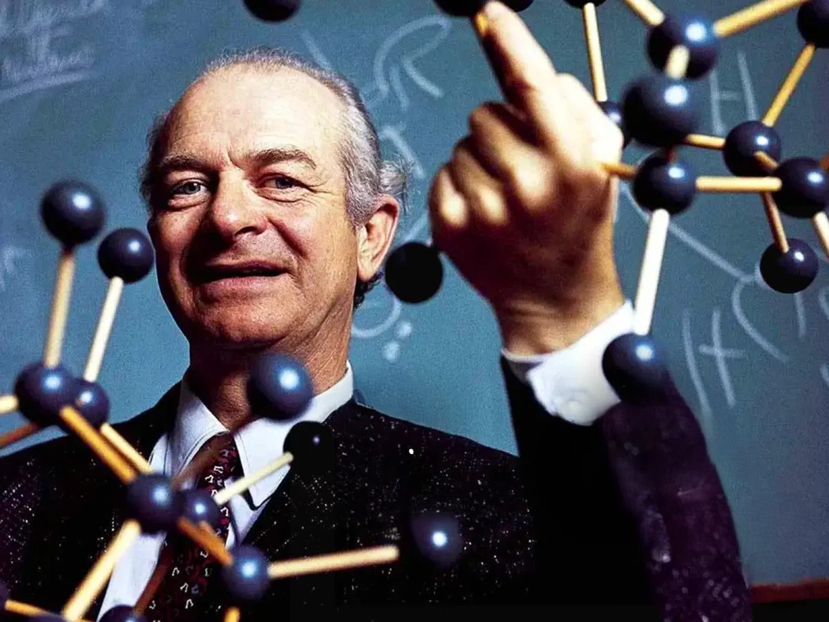 Detta är Linus Pauling, en av 1900-talets mest inflytelserika kemister och tvåfaldig Nobelpristagare.